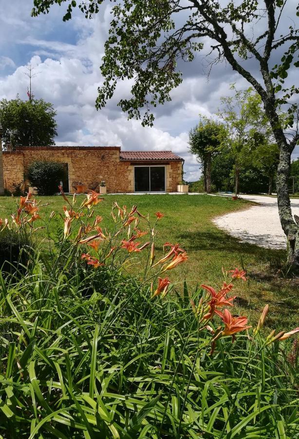 O Reve De Gabriel Bed and Breakfast Saint-Amand-de-Coly Εξωτερικό φωτογραφία